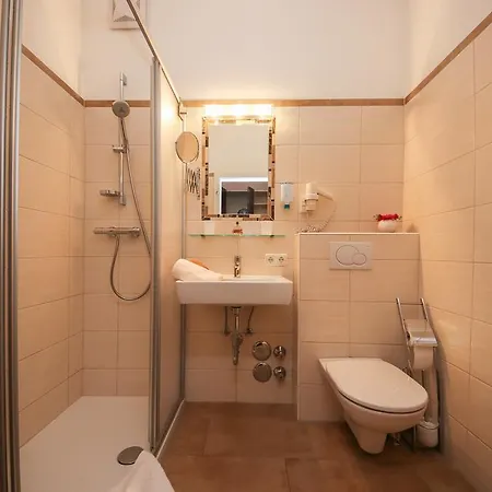 Haus St. Georg ماريا ألم ام شتاينر