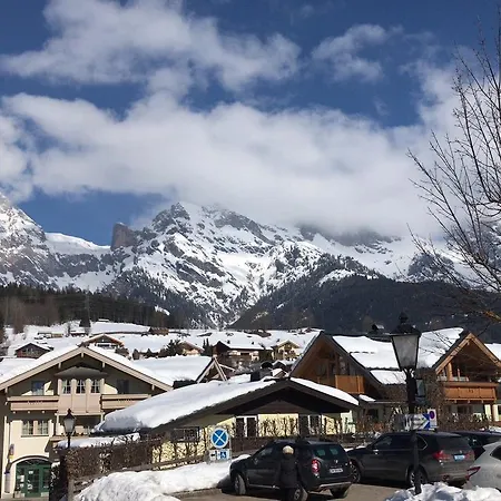 Haus St. Georg * マリア・アルム・アム・シュタイナーネン・メアー